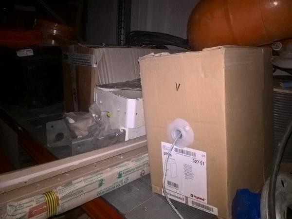 1#2630 Materiale per impianti elettrici e attrezzatura ufficio in vendita - foto 28