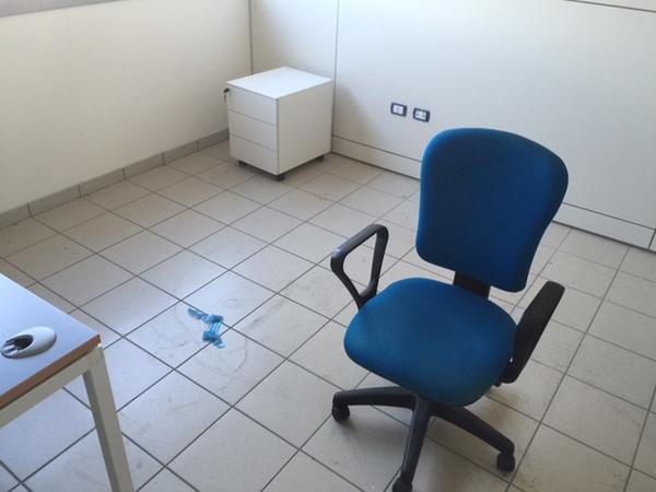 1#2663 Arredi e attrezzatura ufficio in vendita - foto 17