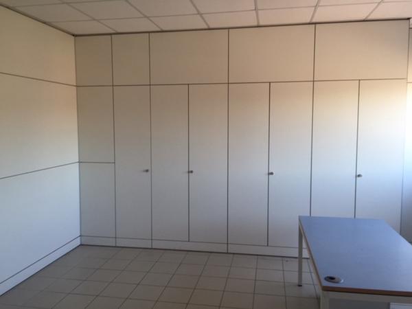 1#2663 Arredi e attrezzatura ufficio in vendita - foto 24