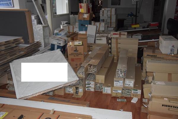 1#2665 Materiale elettrico e utensili da  officina in vendita - foto 59