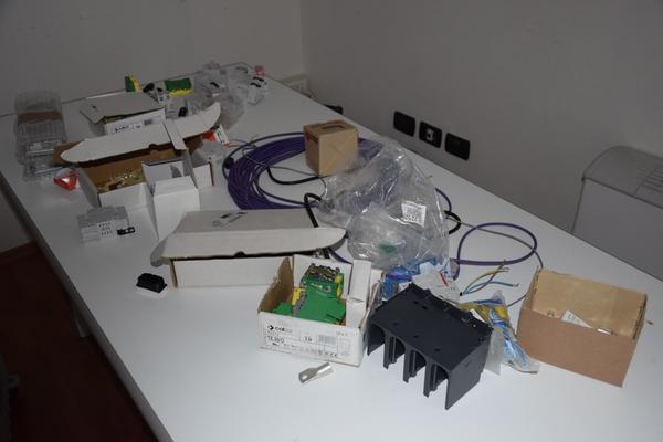 1#2665 Materiale elettrico e utensili da  officina in vendita - foto 70