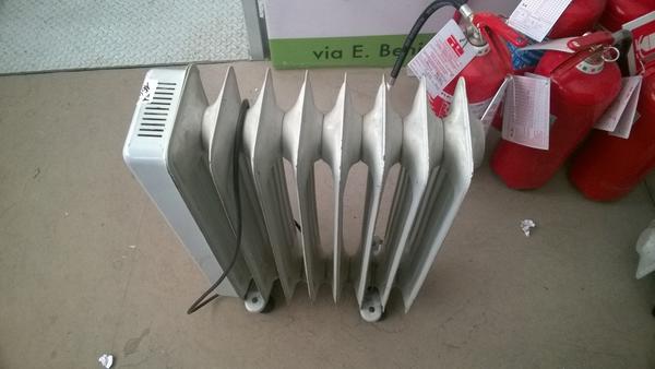 1633#2668 Materiale elettrico in vendita - foto 63