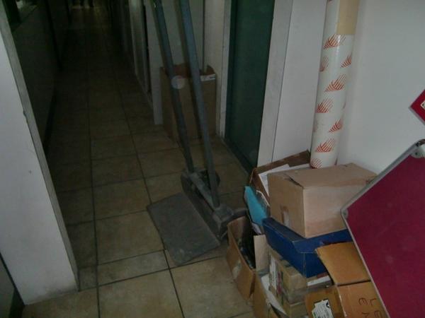 209#2668 Arredi e attrezzature elettroniche ufficio in vendita - foto 3