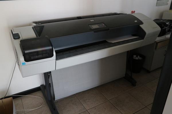 232#2668 Plotter Hp in vendita - foto 1