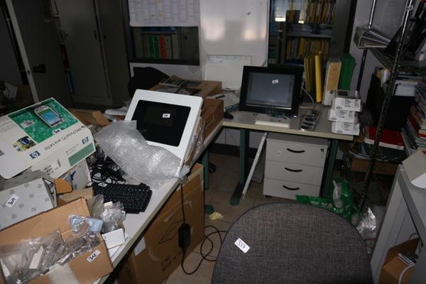 244#2668 Attrezzature elettroniche ufficio in vendita - foto 100