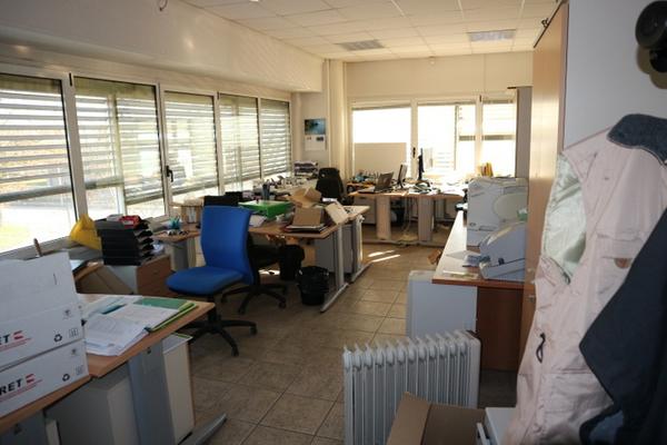 69#2668 Arredi ufficio in vendita - foto 1