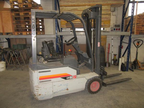 Carrelli elevatori in vendita