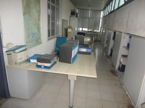 12#2688 Arredamento da ufficio in vendita - foto 2