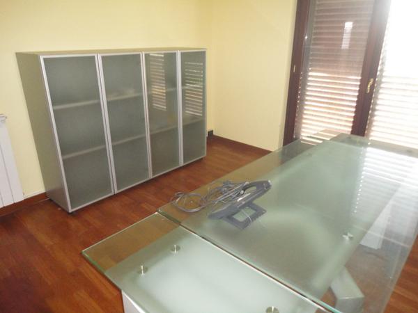 14#2688 Condizionatore Mitsubishi e arredo ufficio in vendita - foto 4