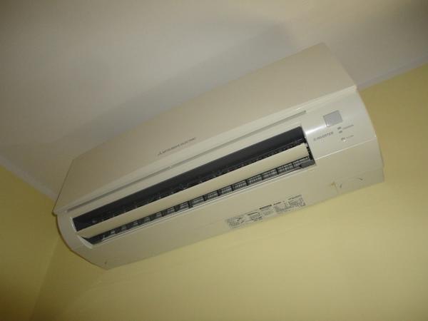 14#2688 Condizionatore Mitsubishi e arredo ufficio in vendita - foto 34