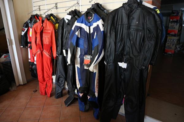 261#2697 Abbigliamento moto in vendita - foto 12