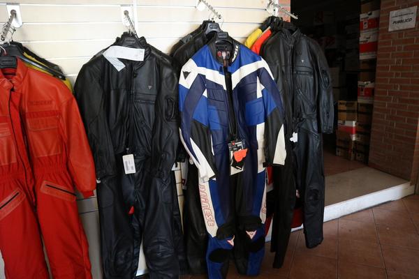 261#2697 Abbigliamento moto in vendita - foto 14