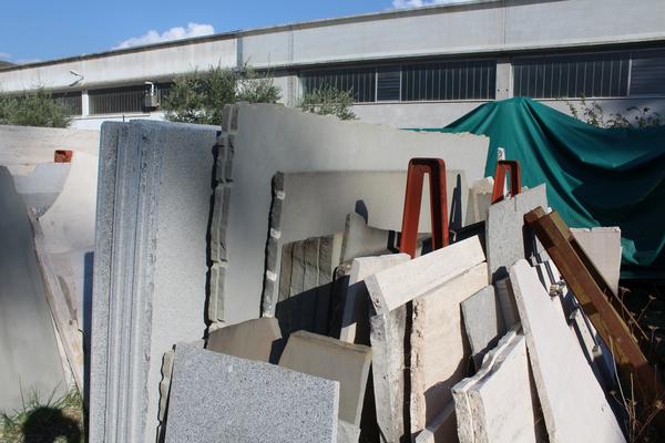 1#2702 Lastre di pietra Serena e marmo Trani in vendita - foto 7