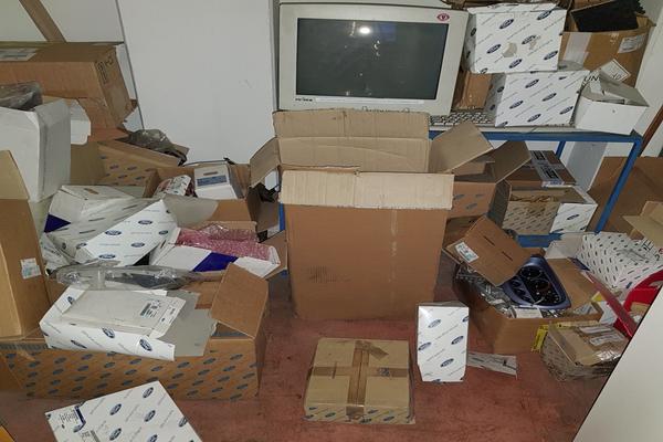 3#2704 Arredi e apparecchiature da ufficio in vendita - foto 14
