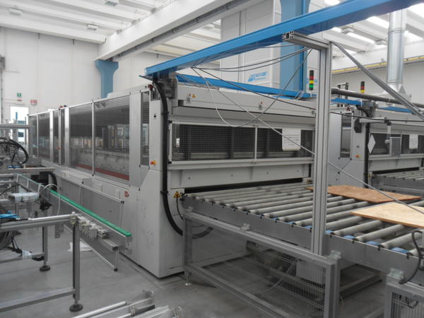 1#2705 Produzione pannelli fotovoltaici e applicazione lastra ceramica fotovoltaica su tegole in vendita - foto 1