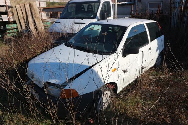 4#2708 Autocarro Fiat Punto in vendita - foto 1