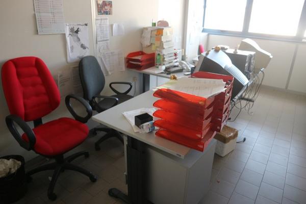 21#2711 Arredi e attrezzature ufficio in vendita - foto 2