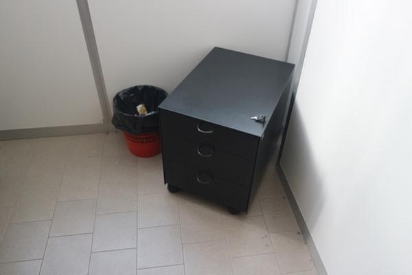 33#2711 Arredi e attrezzature ufficio in vendita - foto 7