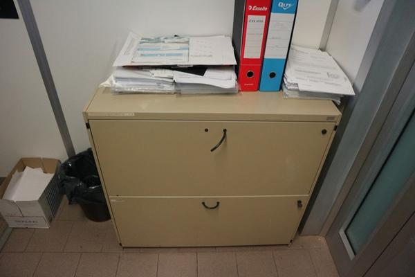 37#2711 Arredi e attrezzature ufficio in vendita - foto 4