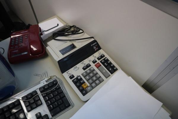 37#2711 Arredi e attrezzature ufficio in vendita - foto 9