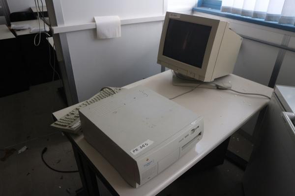 12#2713 Arredi laboratorio in vendita - foto 7