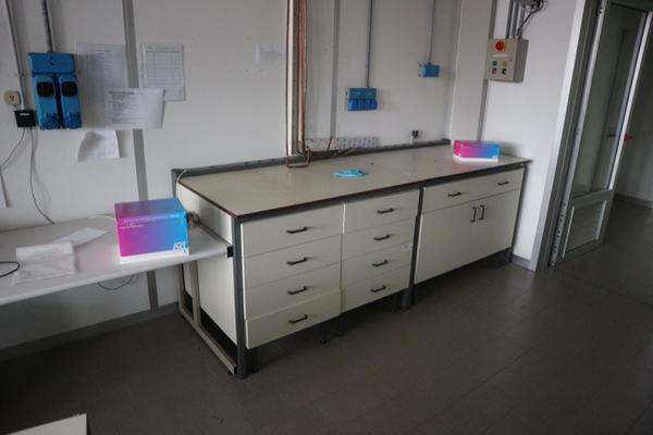 8#2713 Arredi laboratorio in vendita - foto 6