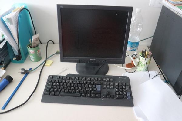 9#2713 Arredi e attrezzature ufficio in vendita - foto 6