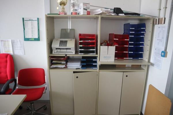 41#2714 Arredi e attrezzature ufficio in vendita - foto 4