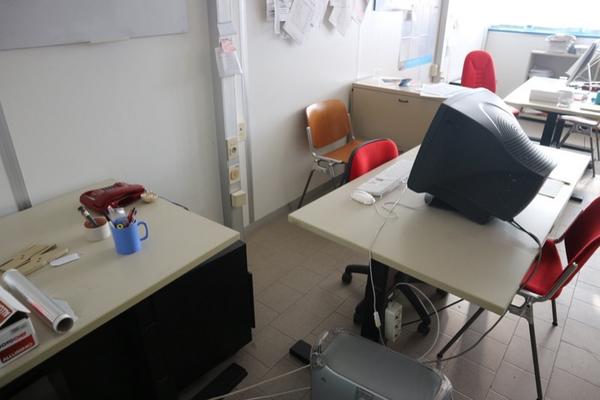 10#2715 Arredi ufficio in vendita - foto 3