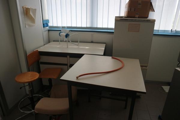 9#2715 Arredi laboratorio in vendita - foto 2