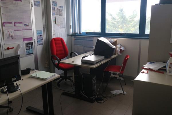 52#2716 Arredi e attrezzature ufficio in vendita - foto 4