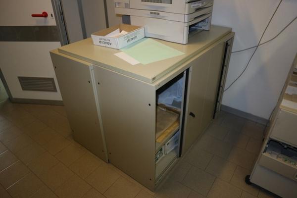 56#2716 Attrezzature ufficio in vendita - foto 3