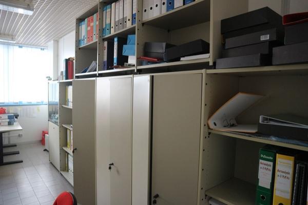 67#2716 Arredi ufficio in vendita - foto 2