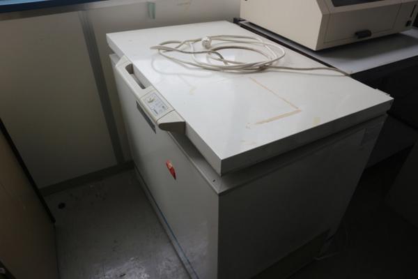 11#2717 Arredi e strumenti laboratorio in vendita - foto 3