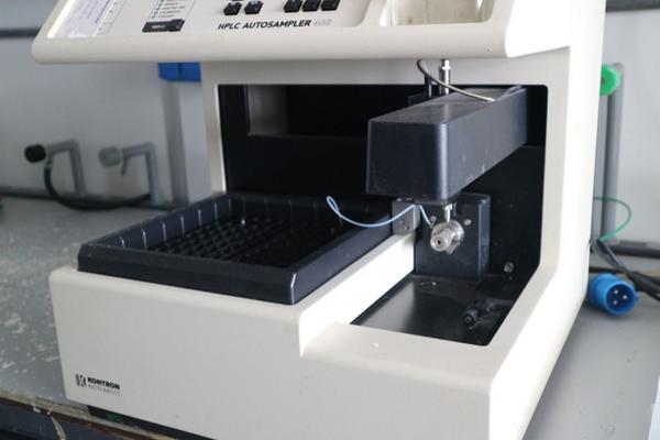 11#2717 Arredi e strumenti laboratorio in vendita - foto 25