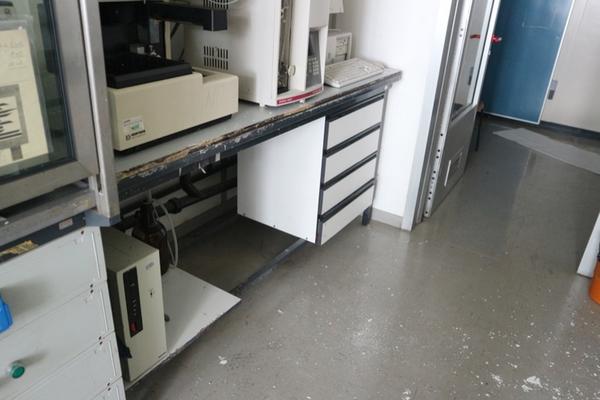 11#2717 Arredi e strumenti laboratorio in vendita - foto 33