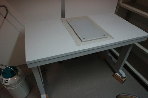 28#2717 Mobili pensili e banco da lavoro in vendita - foto 3