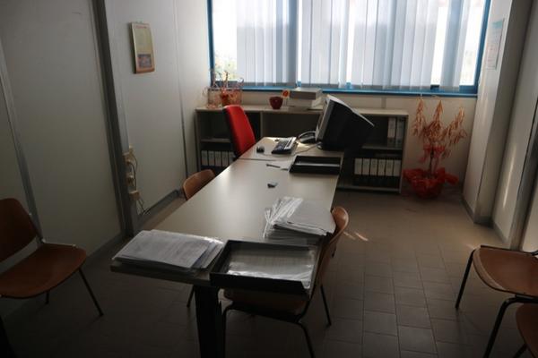 48#2718 Arredi e attrezzature ufficio in vendita - foto 4