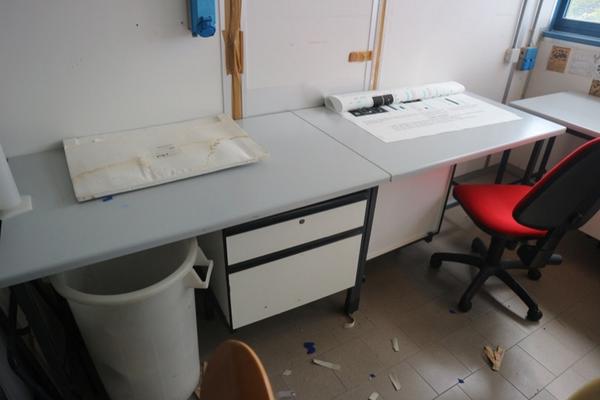 51#2718 Arredi e attrezzatura da laboratorio in vendita - foto 9