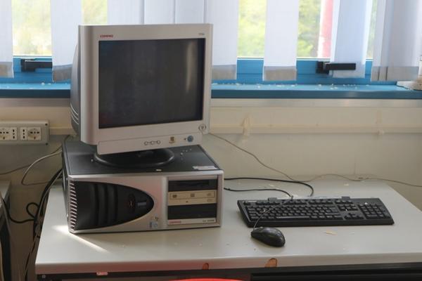 51#2718 Arredi e attrezzatura da laboratorio in vendita - foto 11