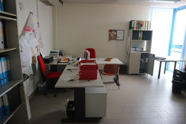 70#2718 Arredi ufficio in vendita - foto 1