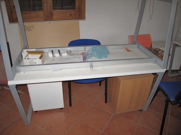 7#2733 Arredi e attrezzatura per ufficio in vendita - foto 1