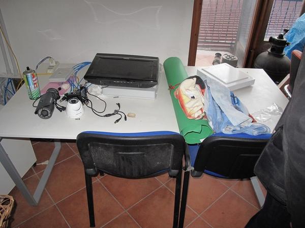 7#2733 Arredi e attrezzatura per ufficio in vendita - foto 4