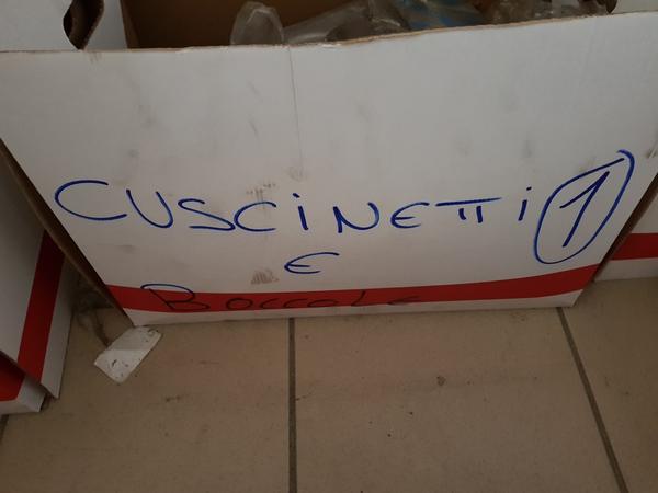 11#2736 Cuscinetti e boccole in vendita - foto 2