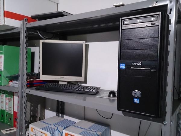 38#2736 Pc Kraun in vendita - foto 1