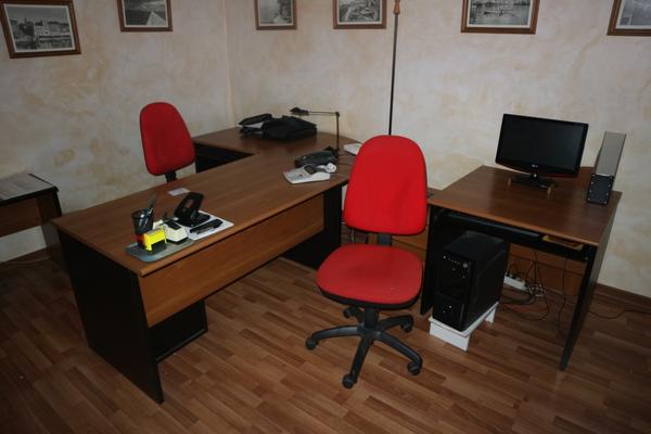 2#2737 Arredi e attrezzature ufficio in vendita - foto 1