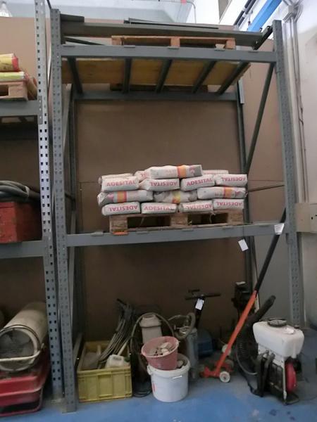 96#2746 Scaffalatura e partite di prodotti cementizi in vendita - foto 5