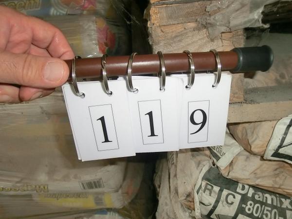 96#2746 Scaffalatura e partite di prodotti cementizi in vendita - foto 26