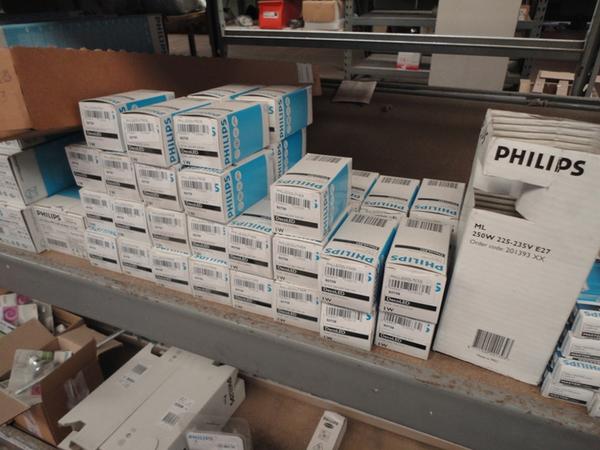 23#2756 Materiale elettrico Philips in vendita - foto 1