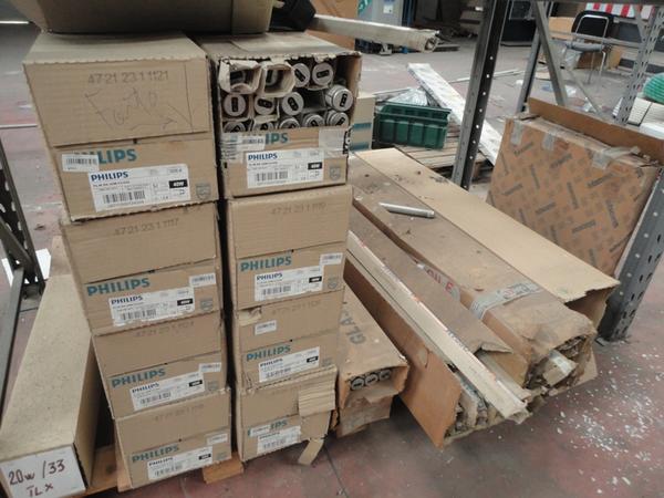 23#2756 Materiale elettrico Philips in vendita - foto 11